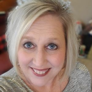 Meet your Posher, Sandy